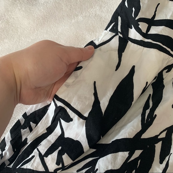 Le Chateau Black & White Cotton Skirt - Picture 4 of 9